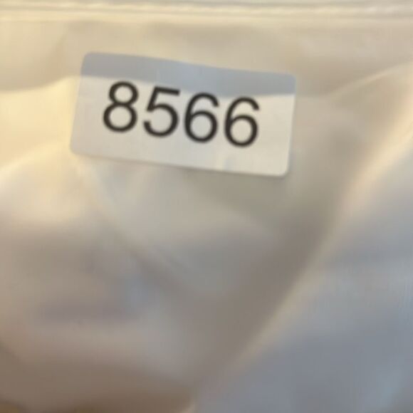 NWT Marvel Unisex White Spiderman Spider Love Graphic Tee Shirt Long Sleeve - M - Picture 4 of 4